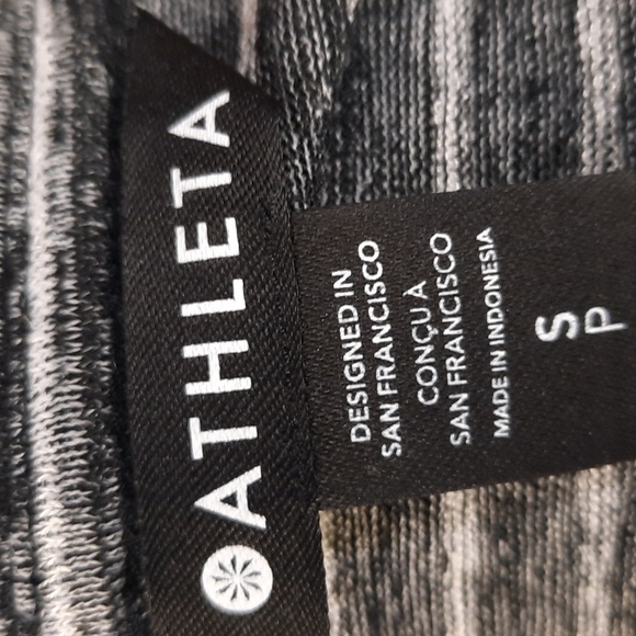 Athleta breezy gray & white striped rounded hem tank top, size small - Picture 8 of 10